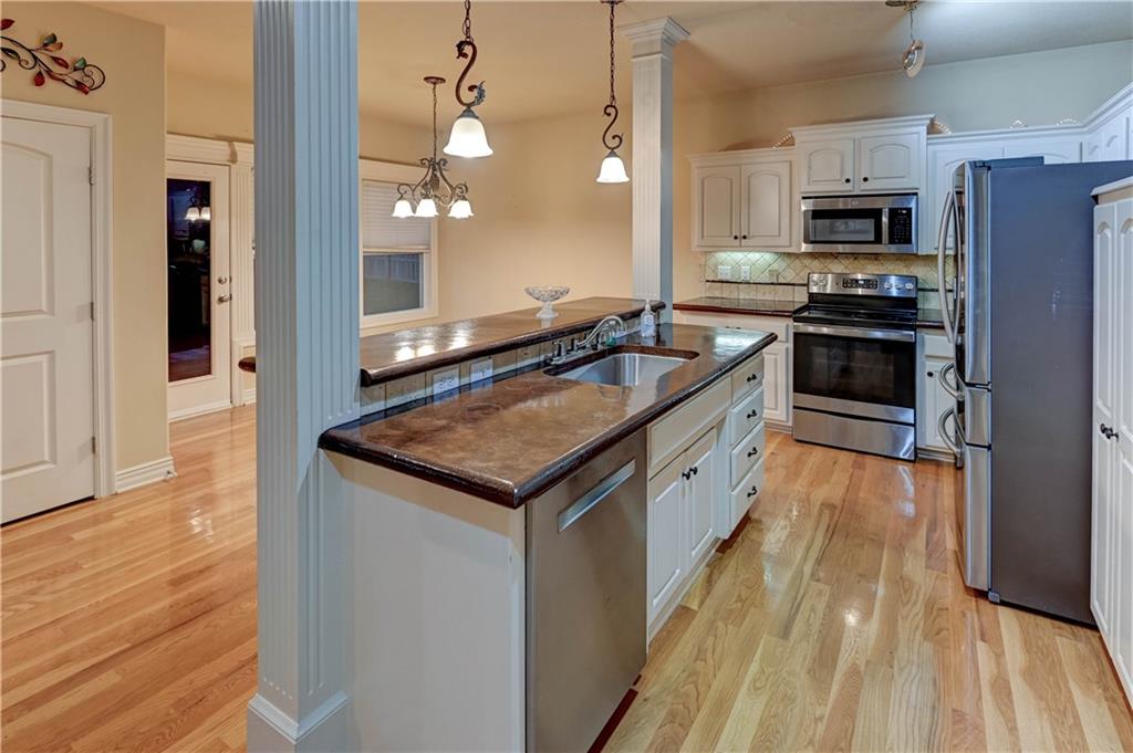 820 SW 36th Street