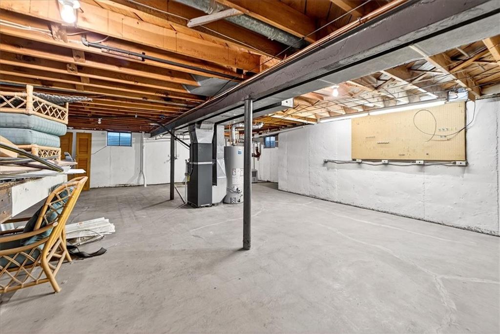 5543 Roeland Drive