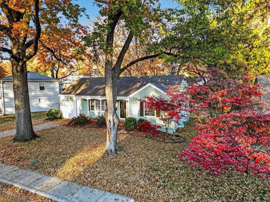 5543 Roeland Drive