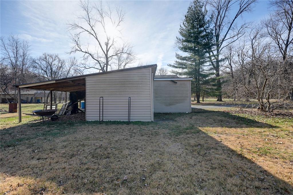 1225 Berry Road