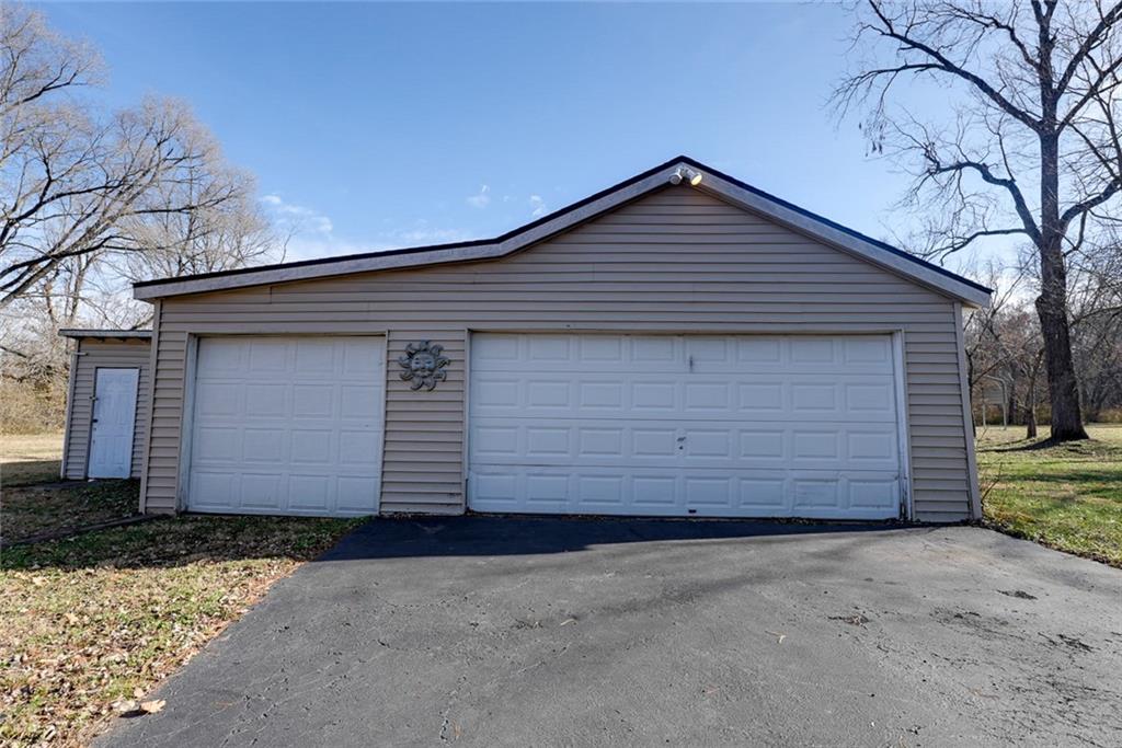 1225 Berry Road