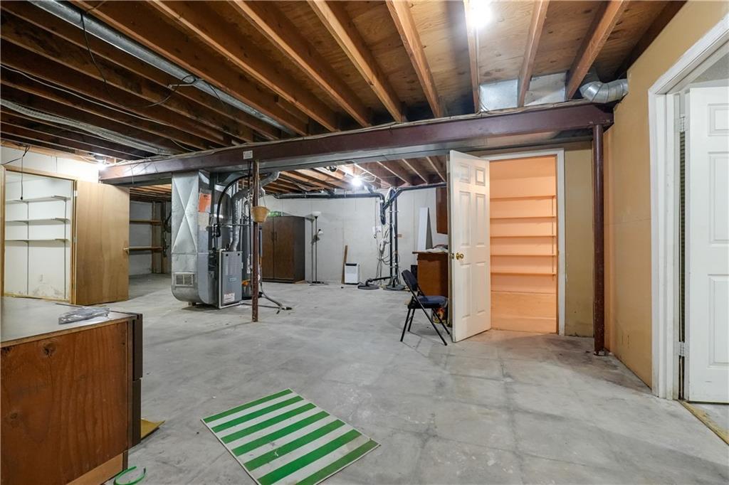 1225 Berry Road