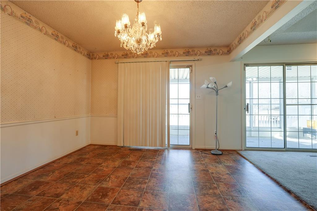1225 Berry Road
