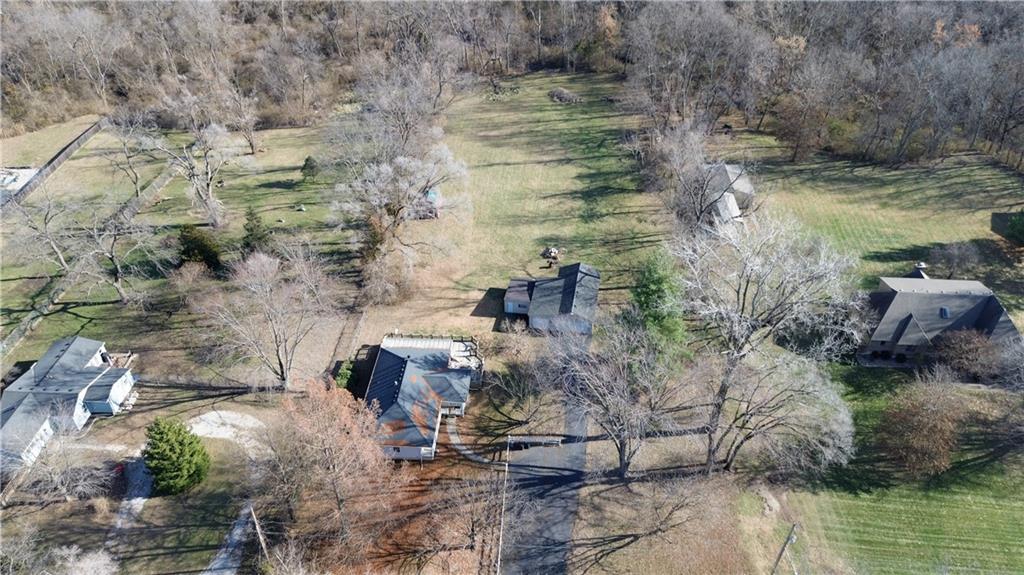 1225 Berry Road