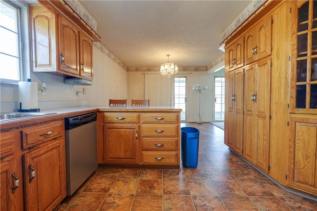 1225 Berry Road