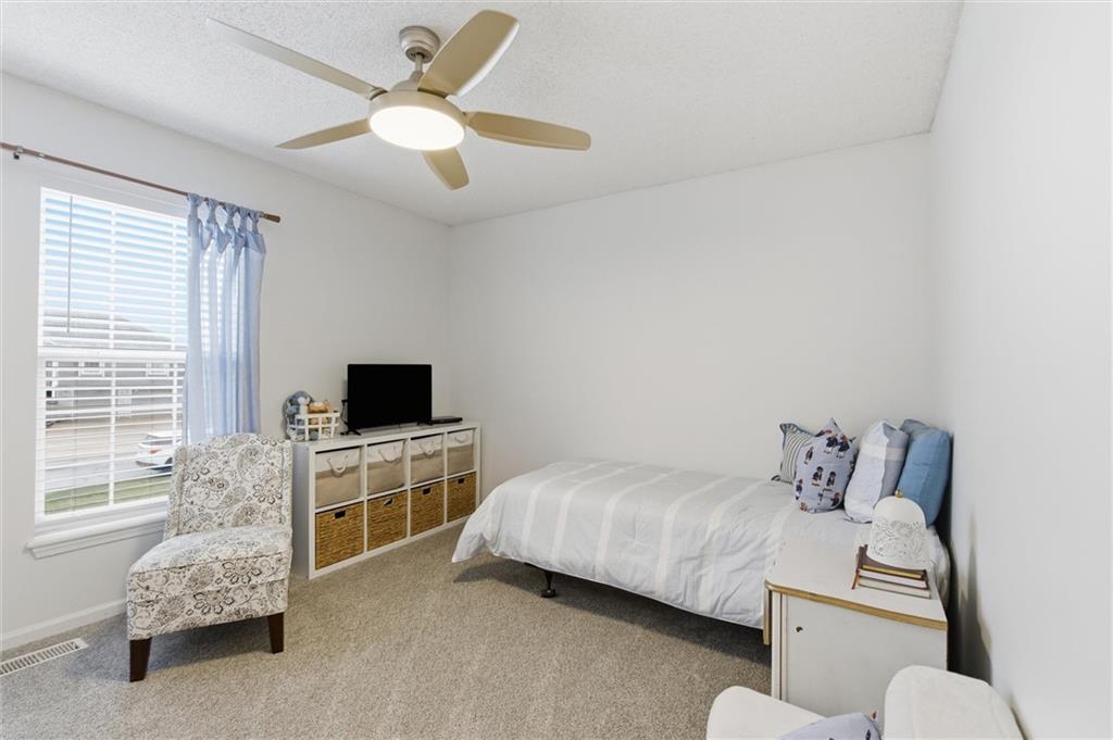 328 SW Chatham Court
