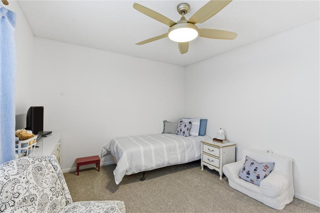 328 SW Chatham Court