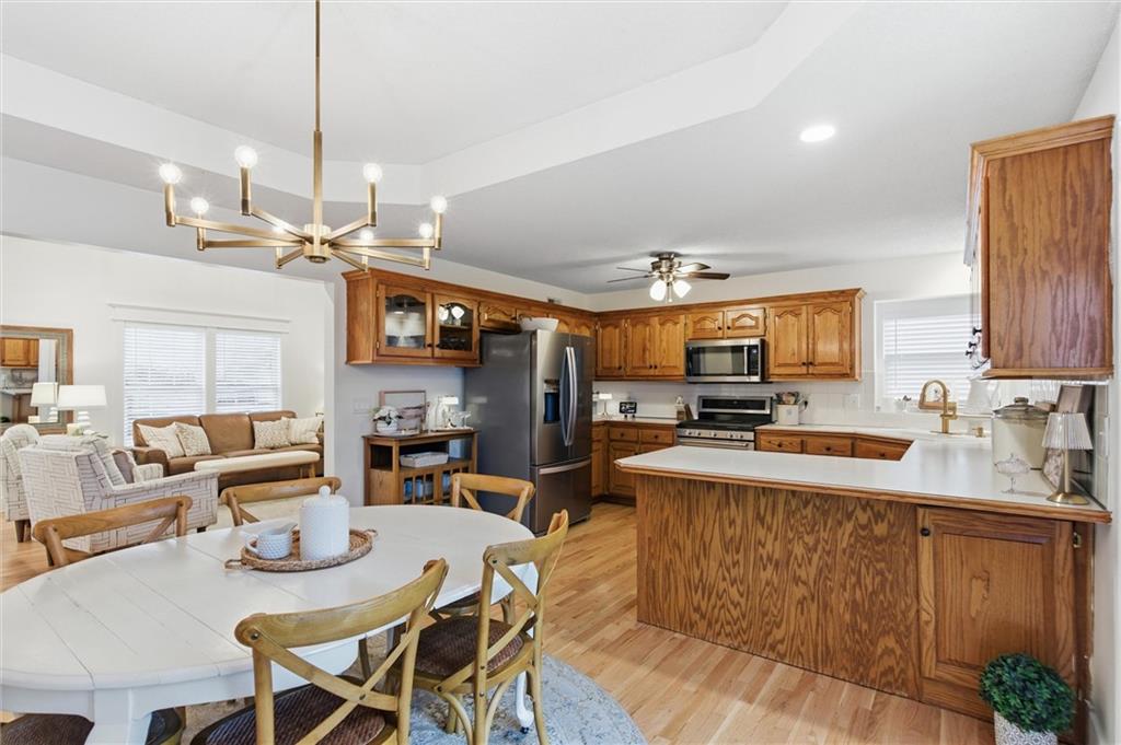 328 SW Chatham Court