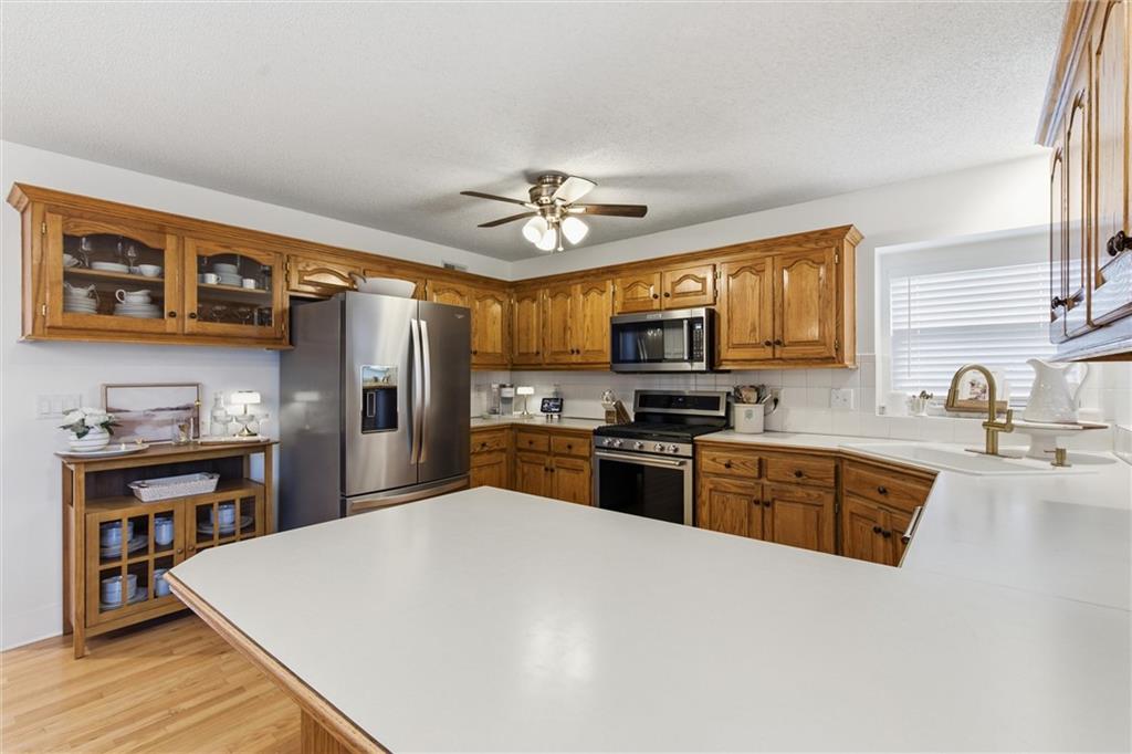 328 SW Chatham Court