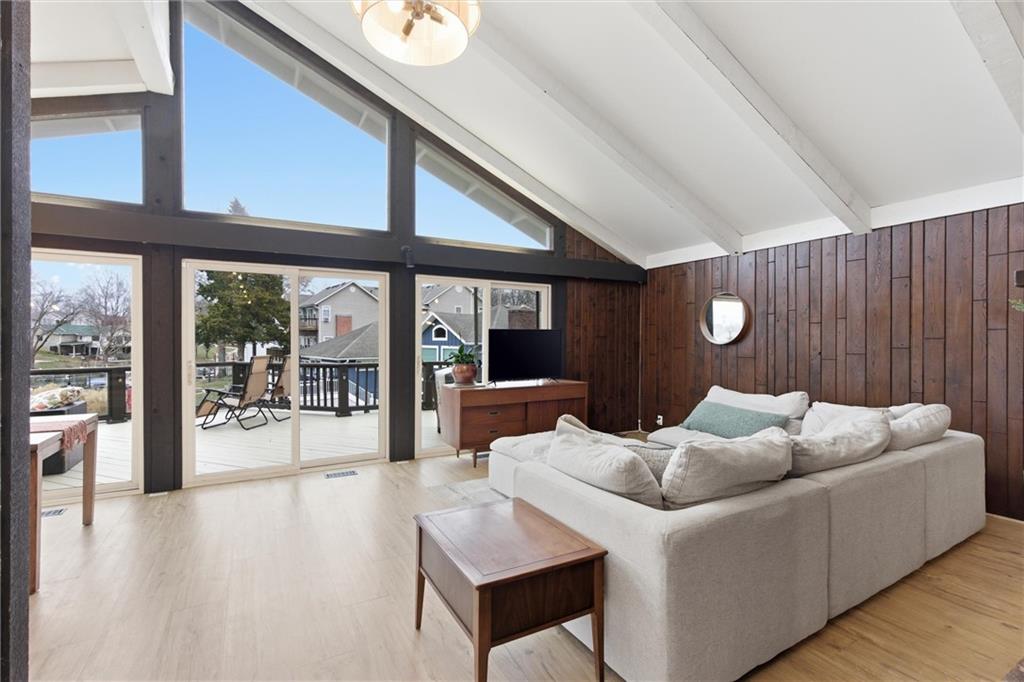 33 Anchor Drive