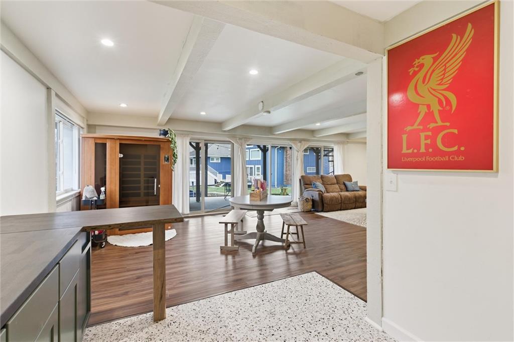 33 Anchor Drive