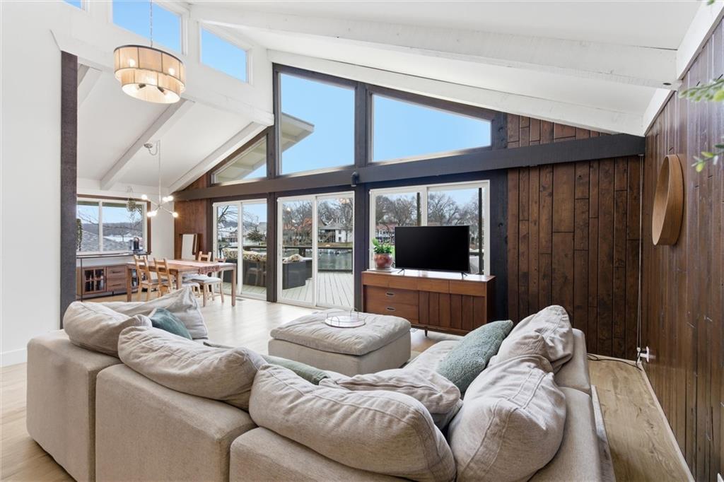 33 Anchor Drive