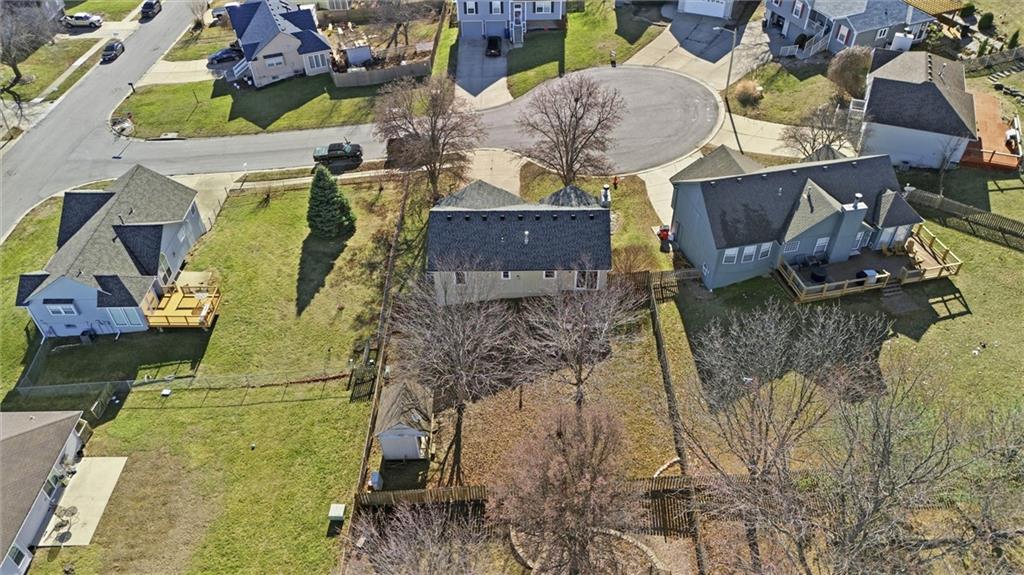 1214 SW Windcrest Court