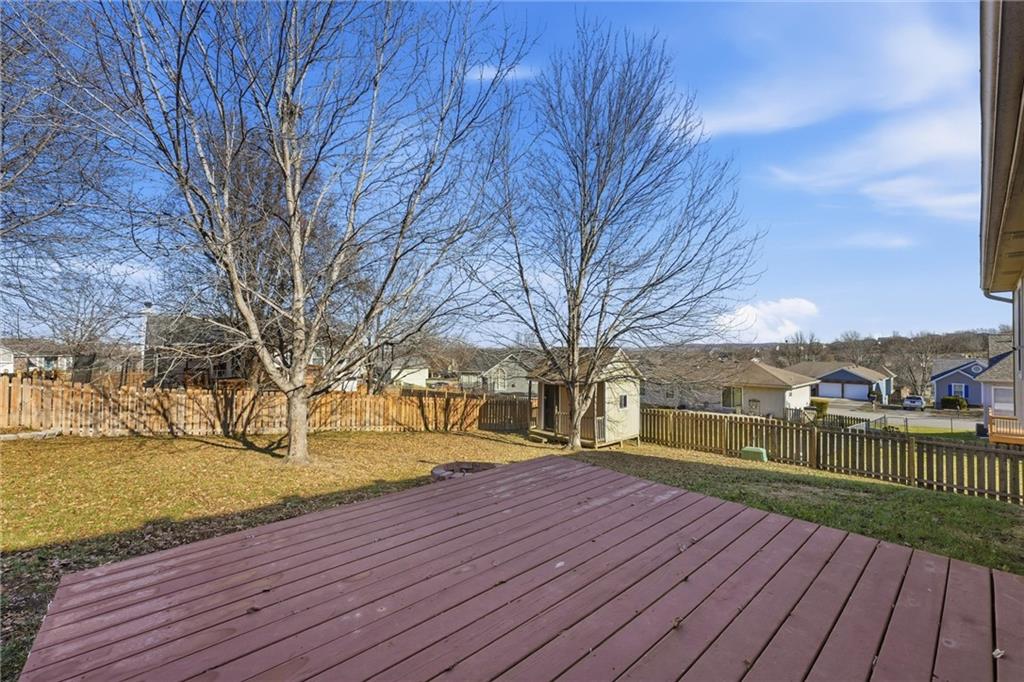 1214 SW Windcrest Court