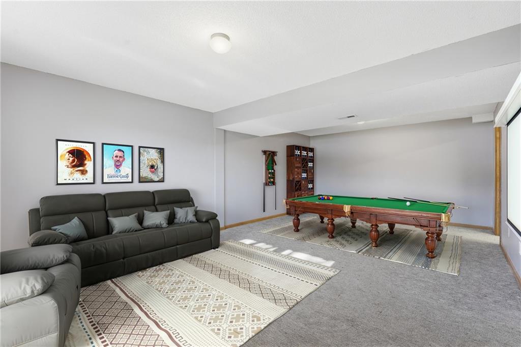 1214 SW Windcrest Court