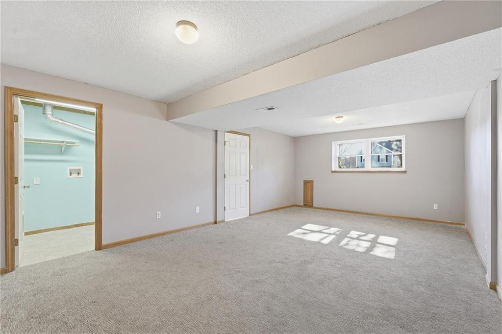 1214 SW Windcrest Court