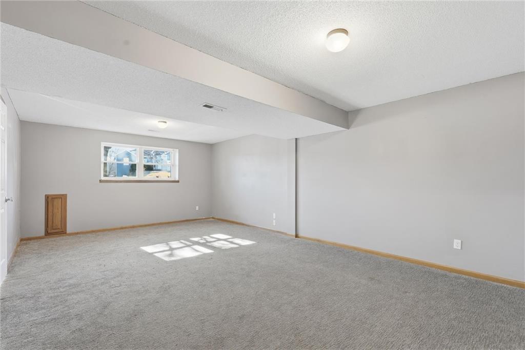 1214 SW Windcrest Court