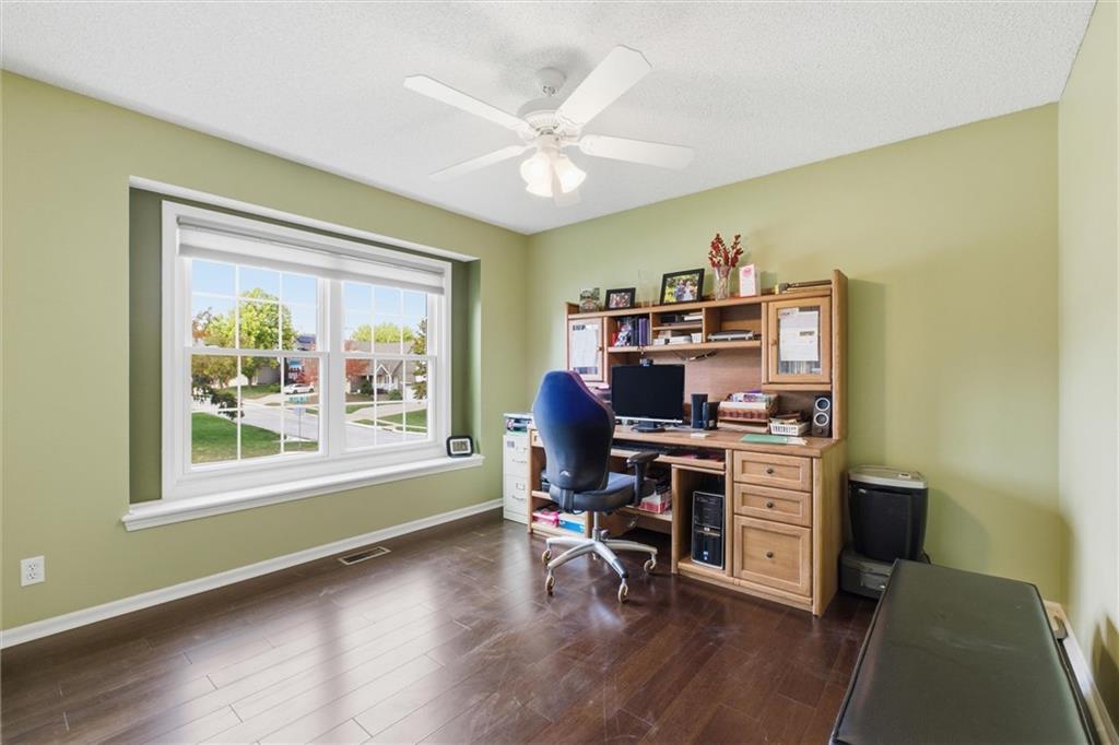 1009 SW Blazing Star Drive