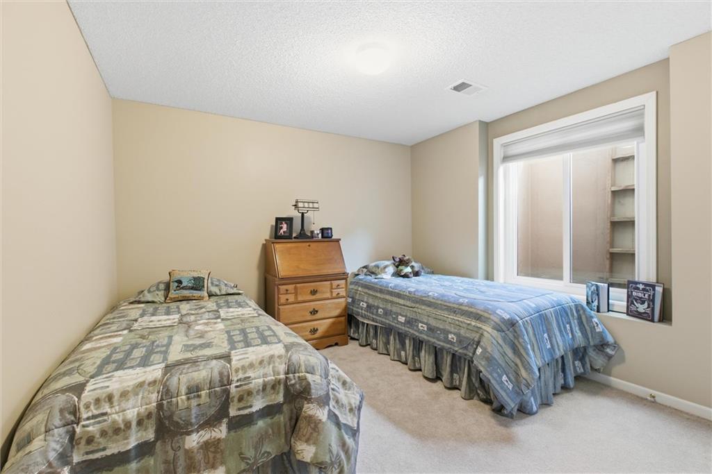 1009 SW Blazing Star Drive