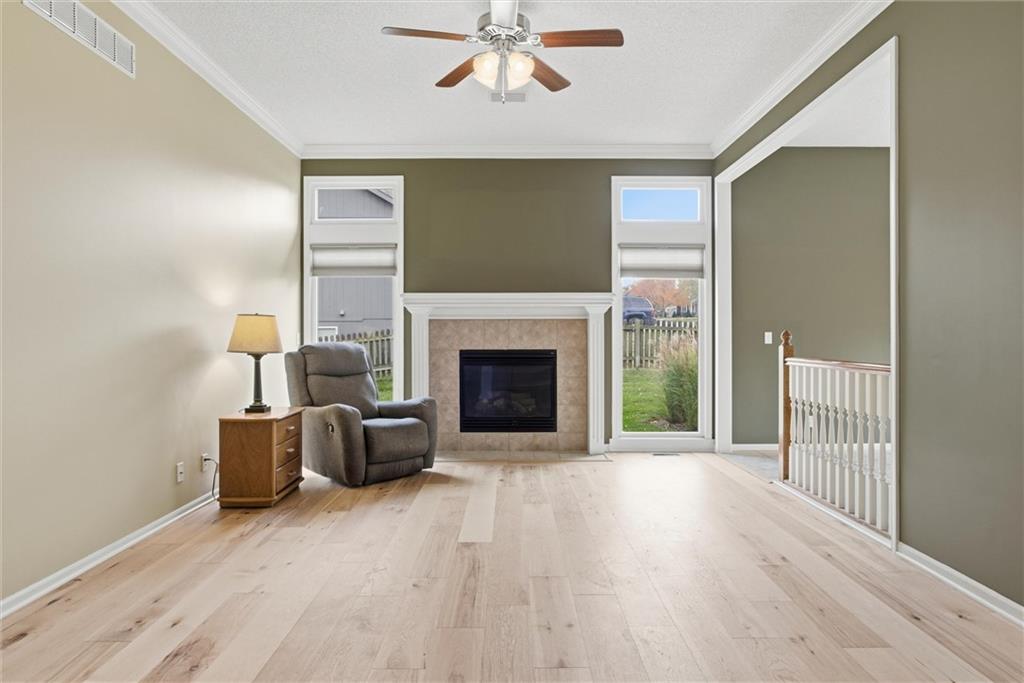 1009 SW Blazing Star Drive