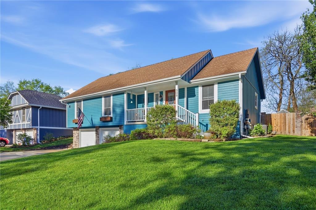 308 SE Colony Drive
