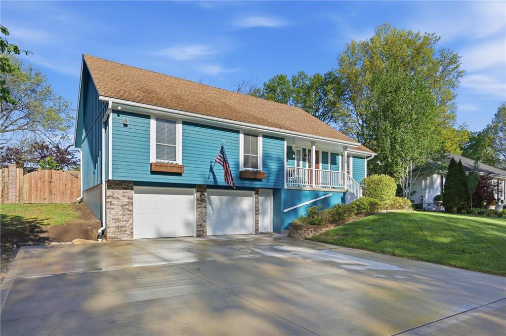 308 SE Colony Drive