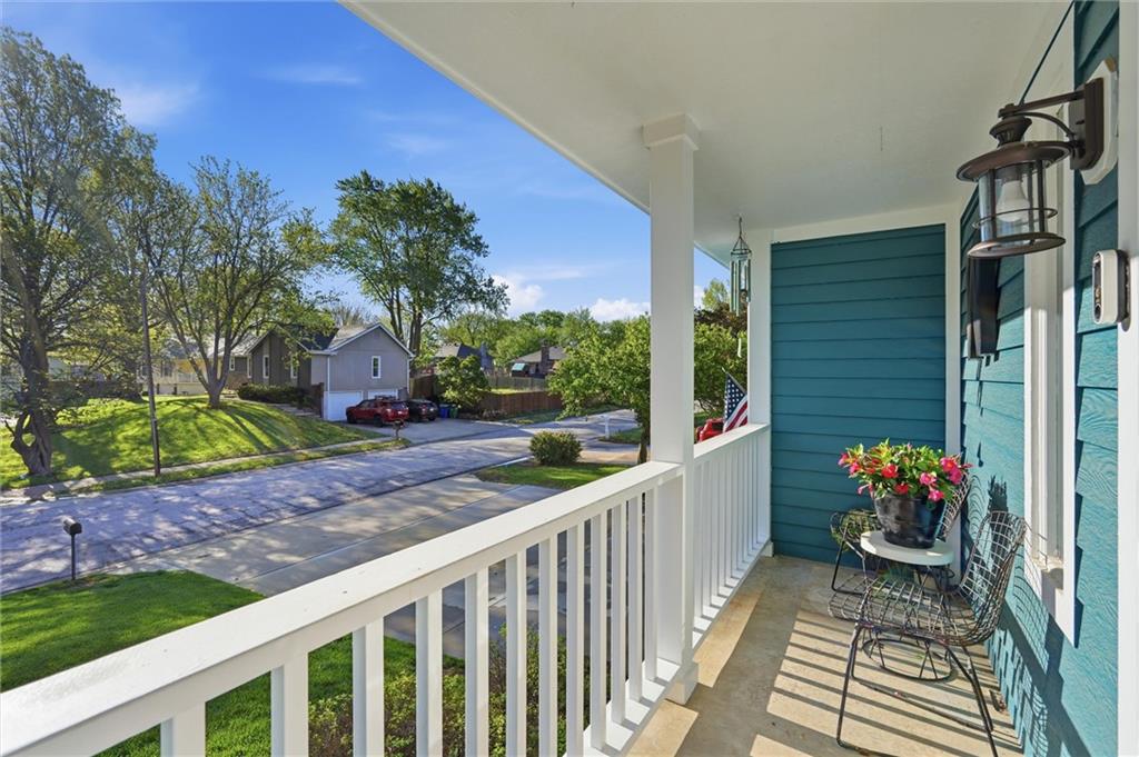 308 SE Colony Drive