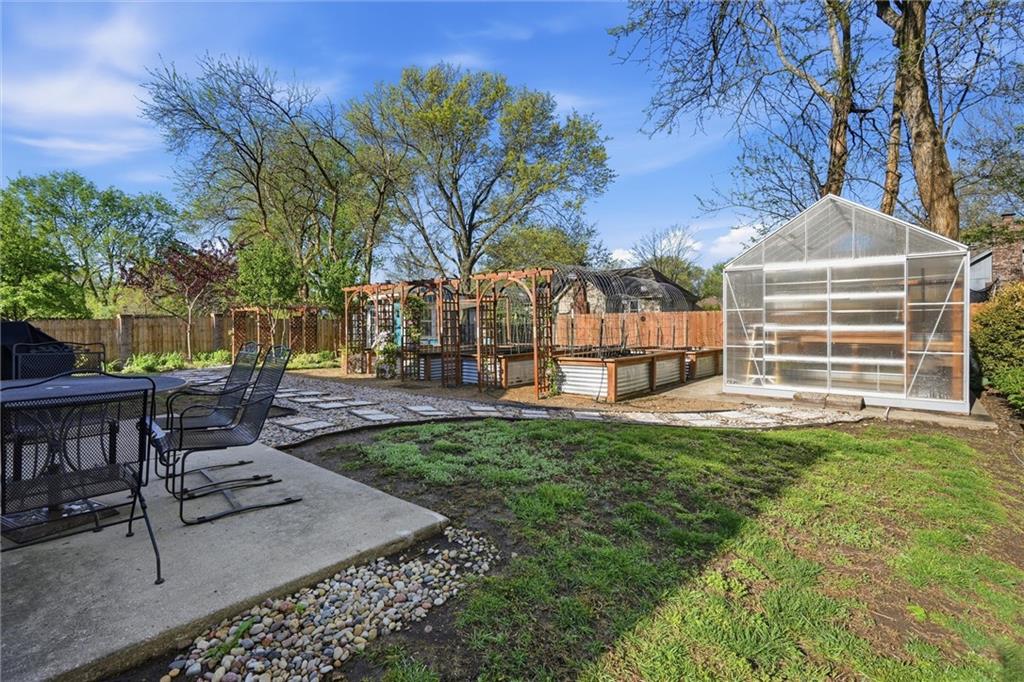 308 SE Colony Drive