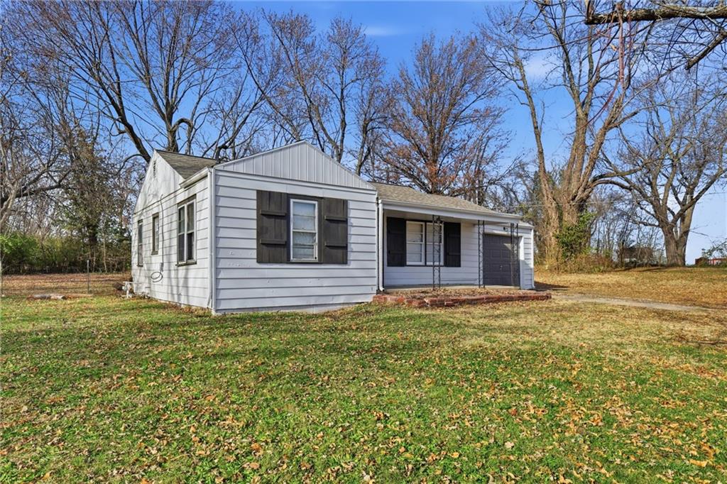 108 N Austin Street