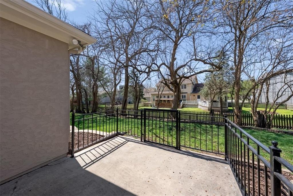 4130 SW Minnesota Drive