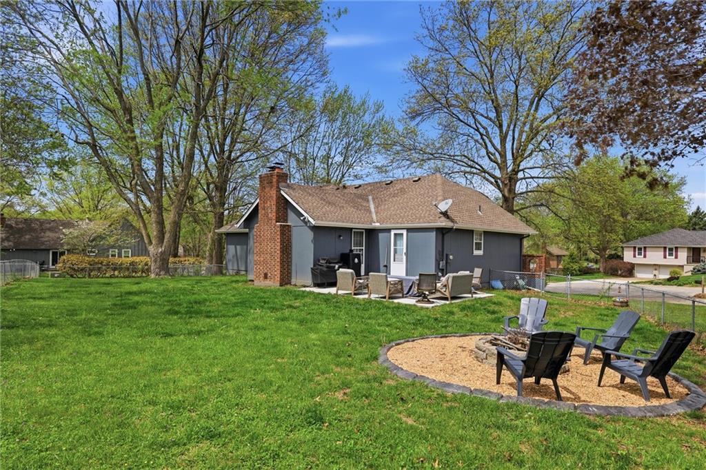 1008 SW Hiawatha Drive