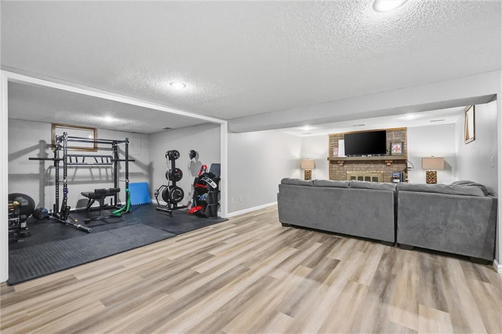 1008 SW Hiawatha Drive