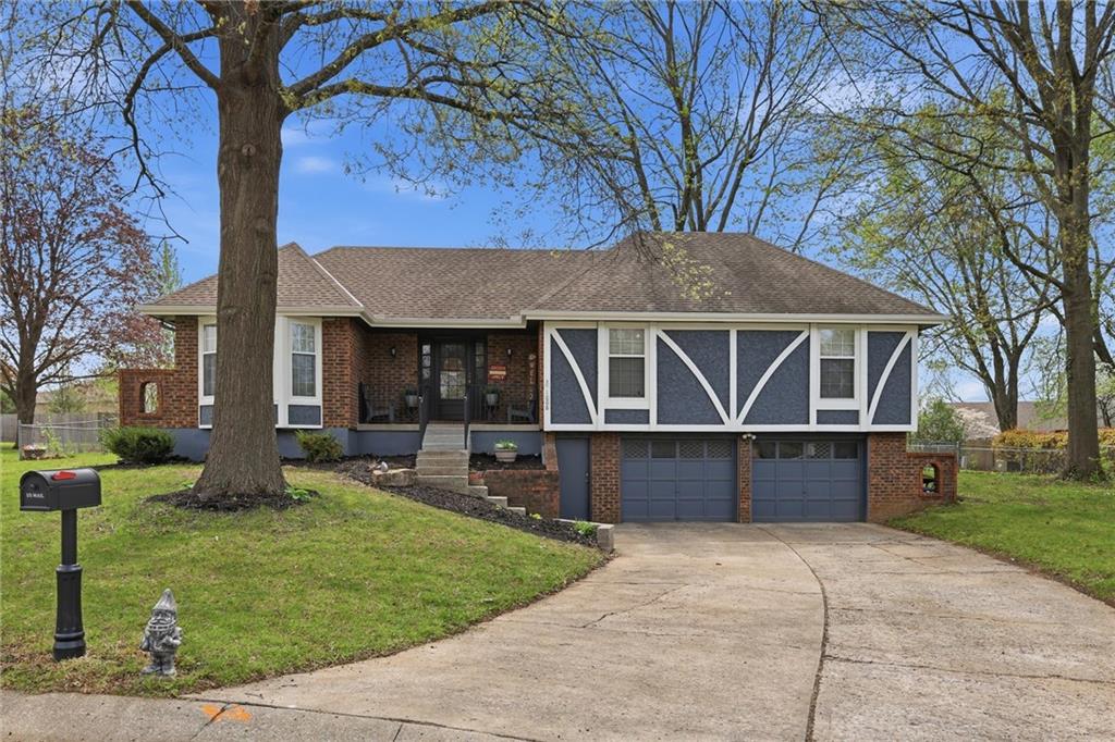 1008 SW Hiawatha Drive