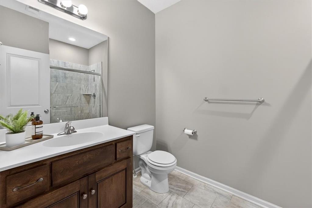 1301 NE TIMBERLINE Court