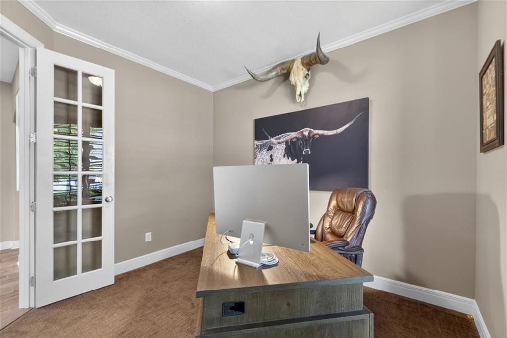 1301 NE TIMBERLINE Court