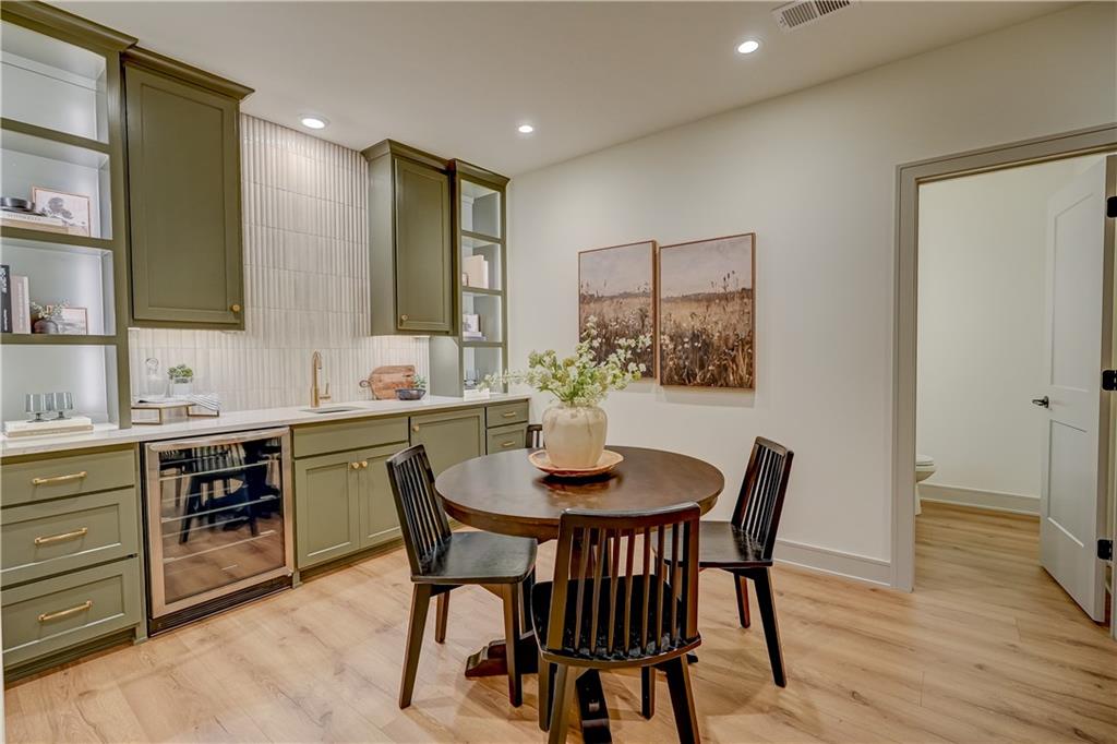 10 Red Fox Circle