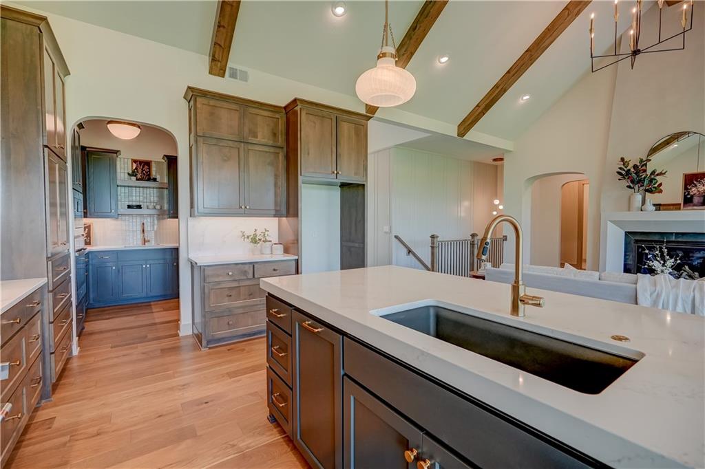 10 Red Fox Circle