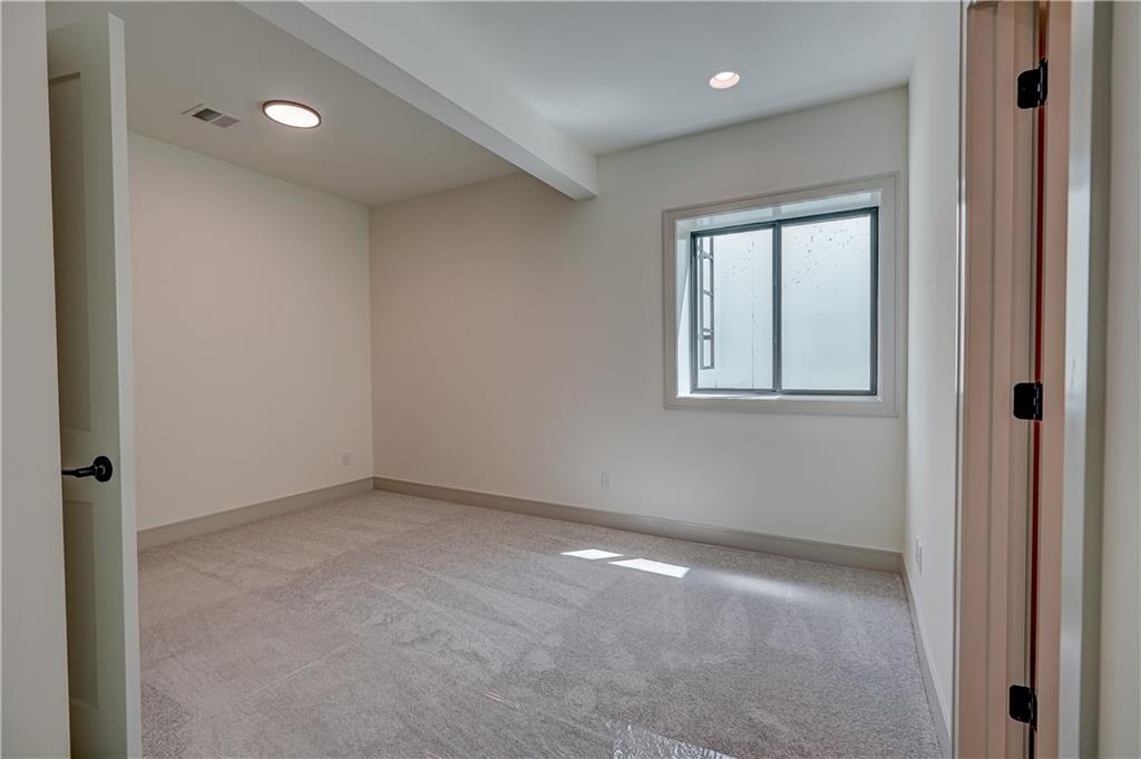 10 Red Fox Circle