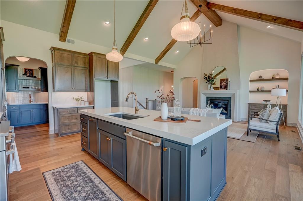 10 Red Fox Circle