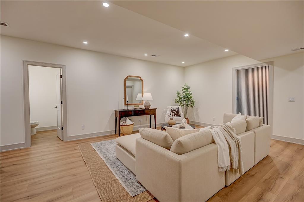 10 Red Fox Circle