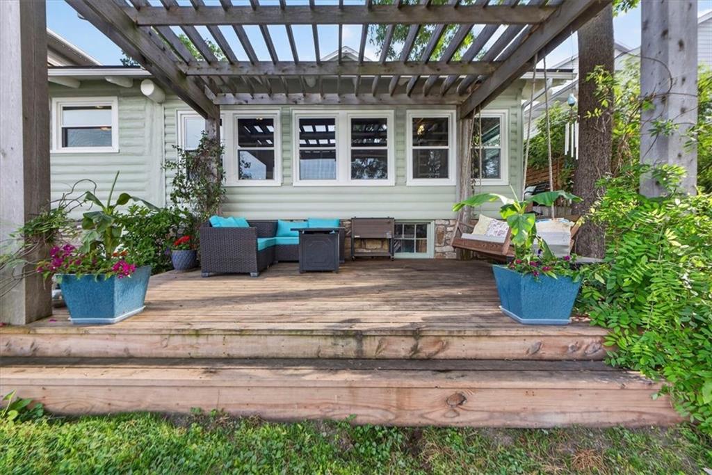 25 Beach Drive