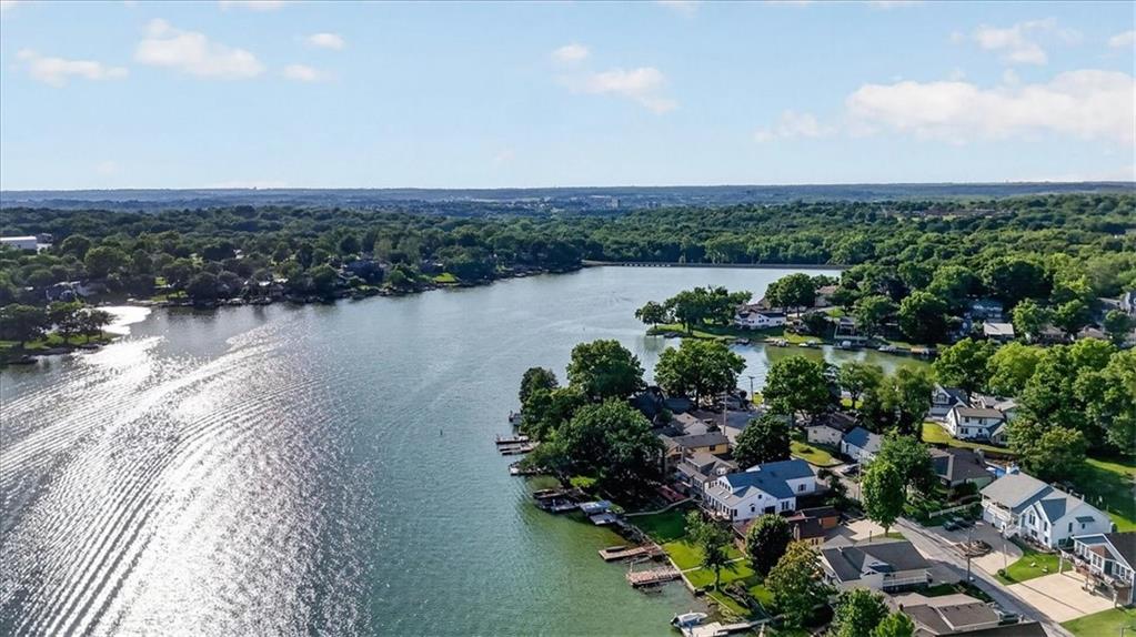 25 Beach Drive