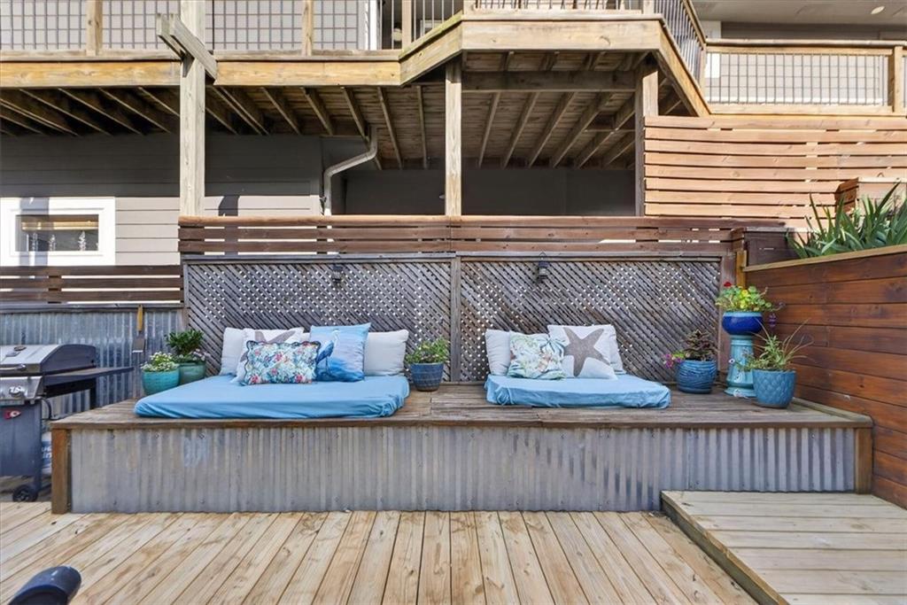 25 Beach Drive