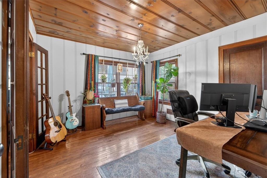 25 Beach Drive