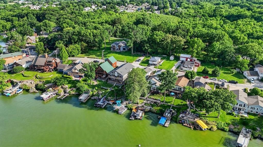 25 Beach Drive