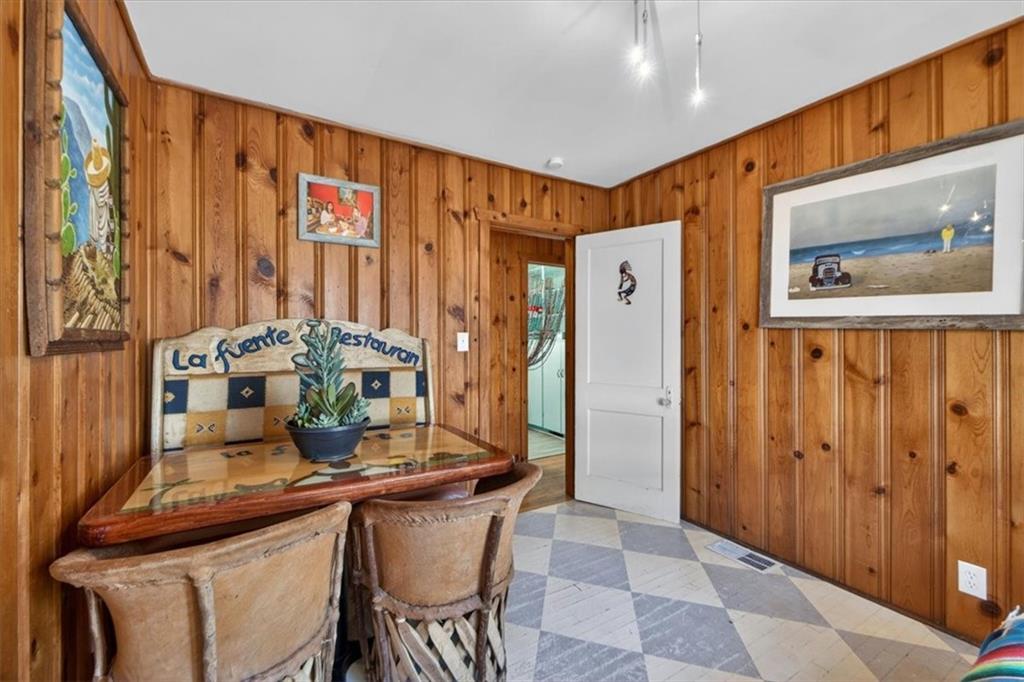 25 Beach Drive