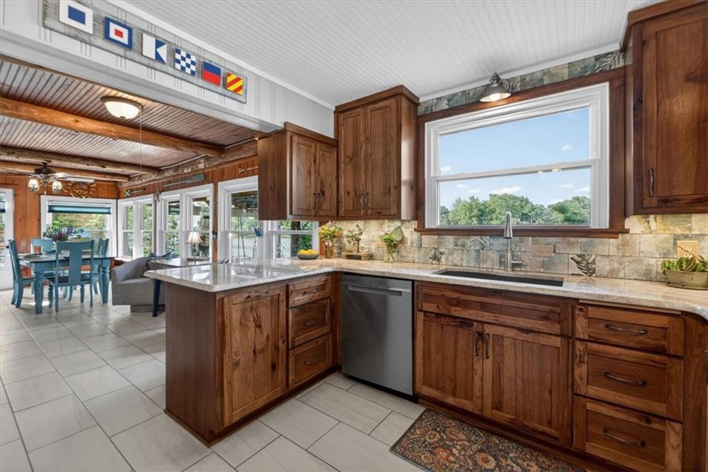 25 Beach Drive
