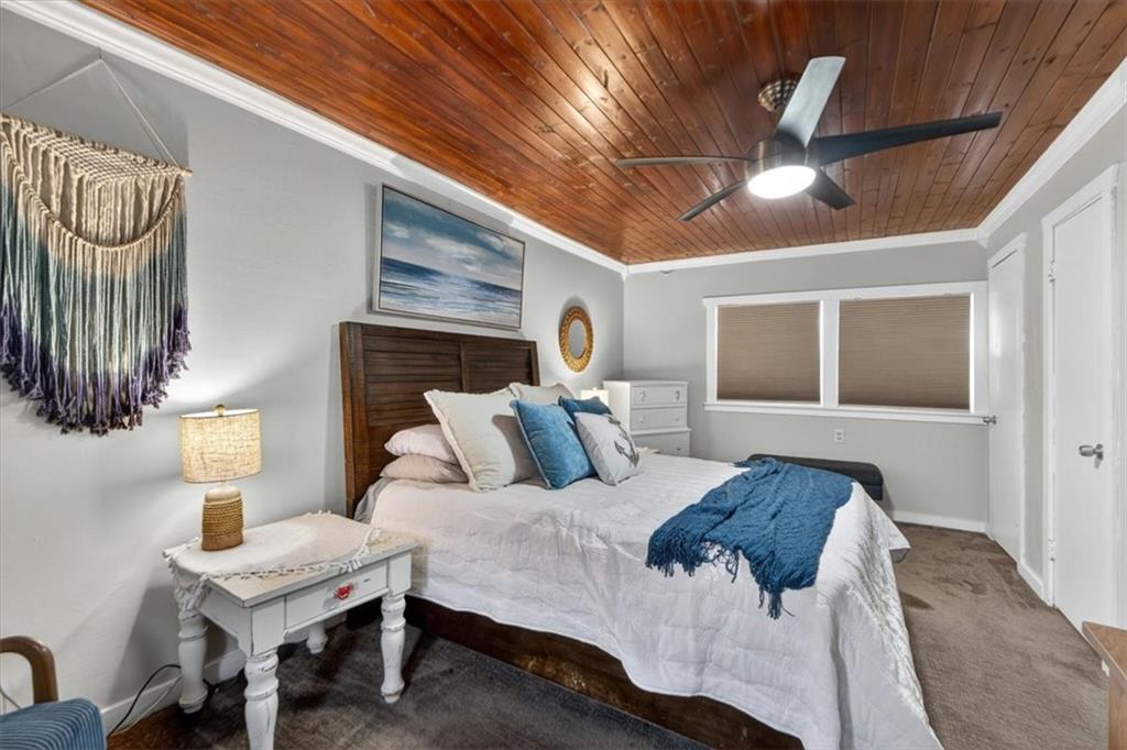25 Beach Drive