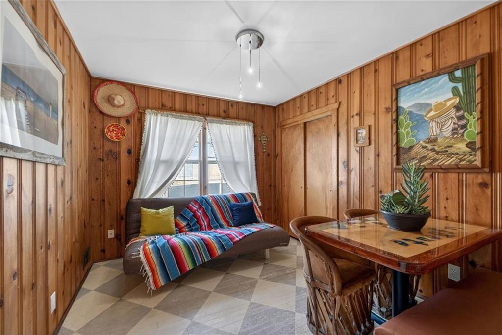 25 Beach Drive