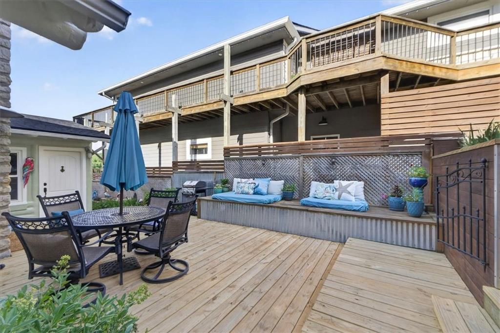 25 Beach Drive